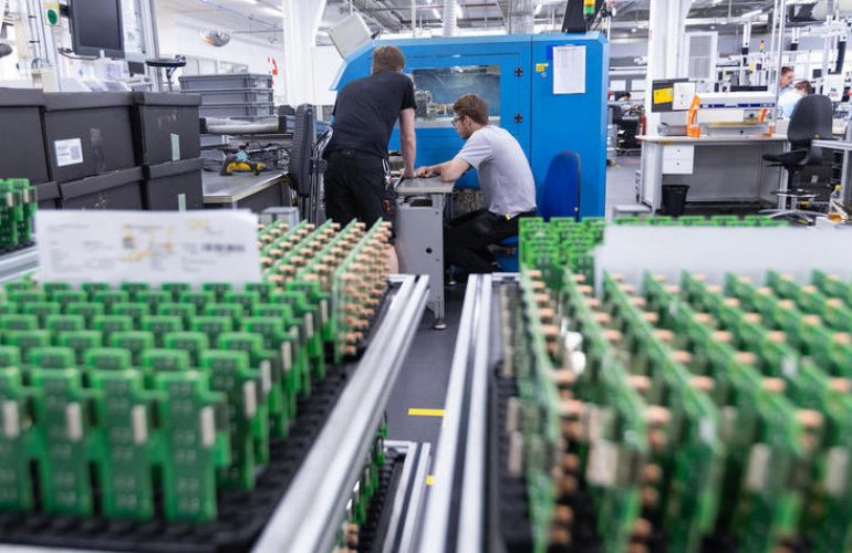 iskraemeco069-be-68e4f1c7aff5f.JPG.cut.s-68e4f1ca064ce.jpg.840px